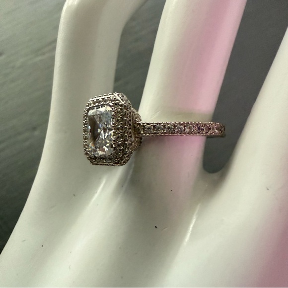 Judith Ripka 925 Sterling Silver Ring Size 7 NEW - Picture 12 of 13